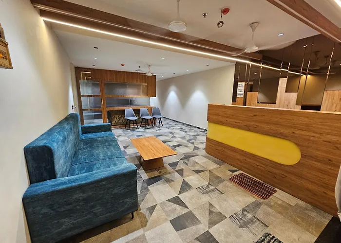 Hotel Nova Palm Rajkot